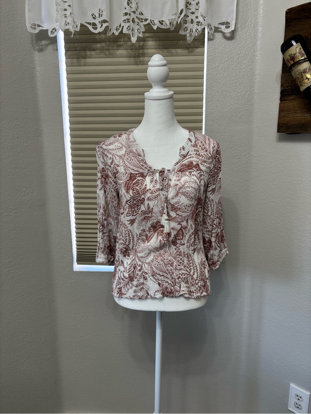 lovestitch Cream and Rust Paisley Tie-Front Blouse